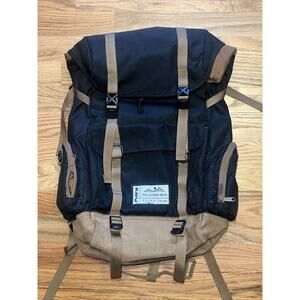 Kavu Camp Sherman 18 L Backpack Daypack Travel Bag Black